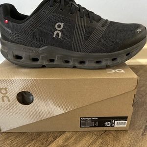 On Cloud Cloudgo Wide Shoes